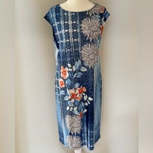 2/$40 🌸 Chico's Blue Floral Midi Dress size 1 / Medium